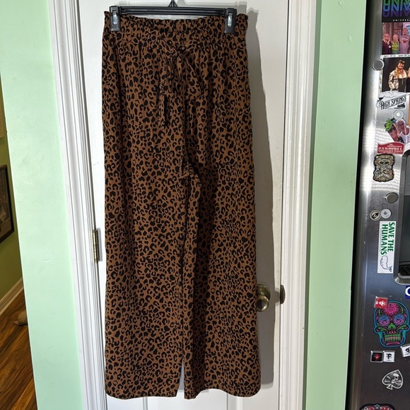 Sienna Sky Leopard Print Wide Leg Trouser Pants Wild Cat Kitty Boho Comfy Size M - Picture 1 of 9